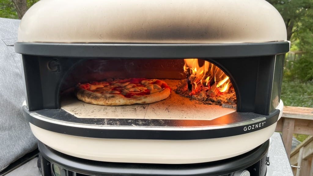 Rolling Flame Pizzeria - Wood-fired pizza oven with authentic Neapolitan pizza