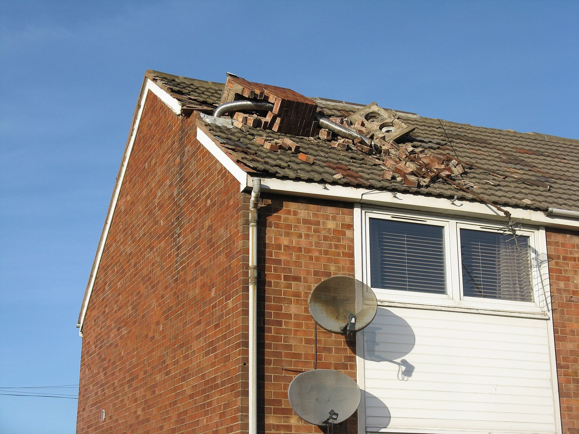 Emergency Roof Repairs photo 2