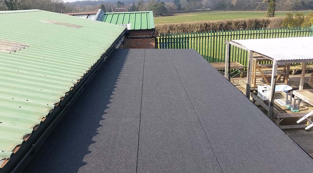 Torch-on felt flat roof