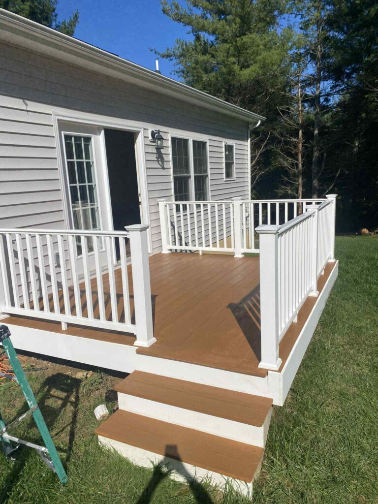Deck & Fence Staining