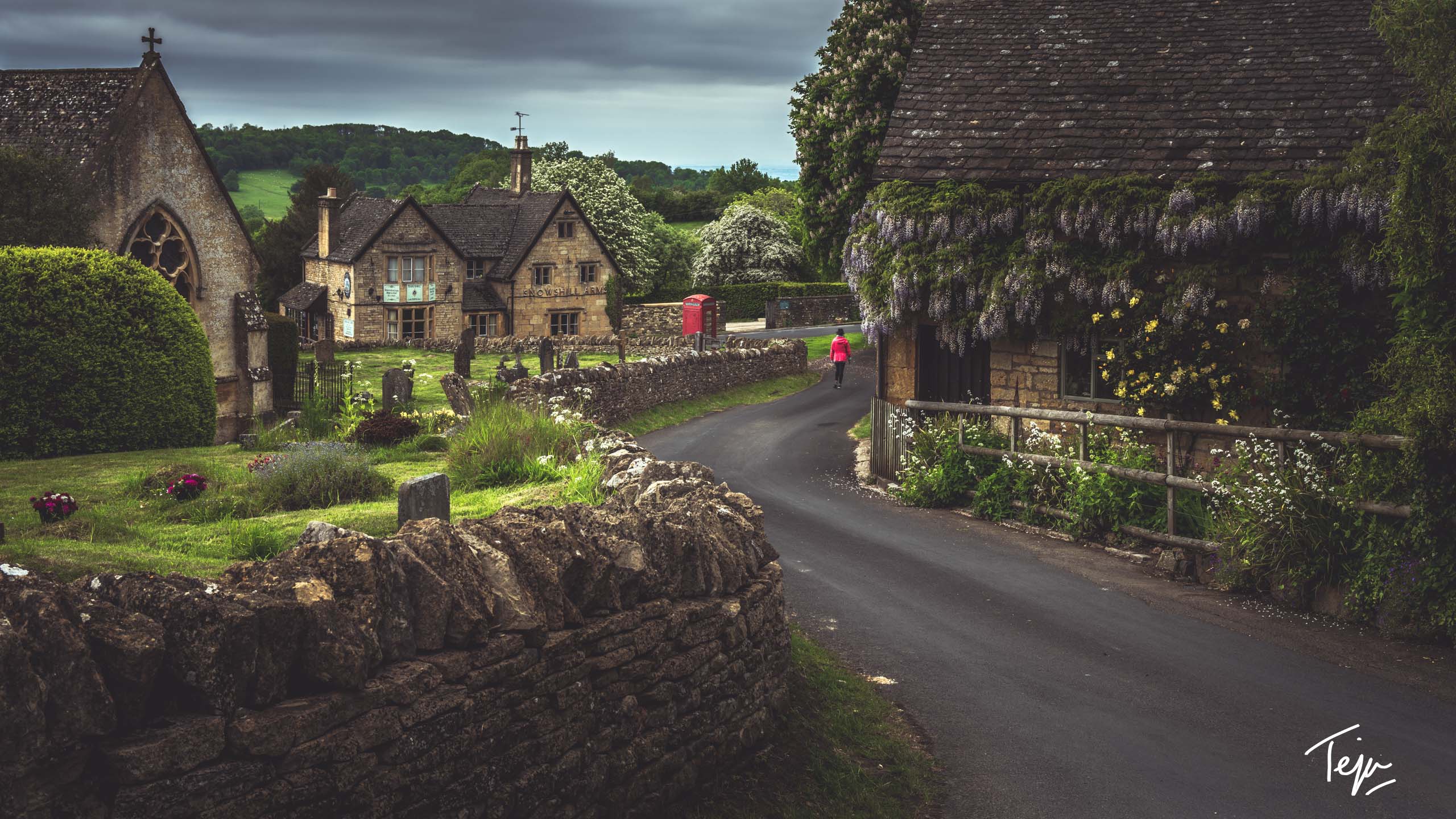 Rolling Cotswolds landscape with country estate