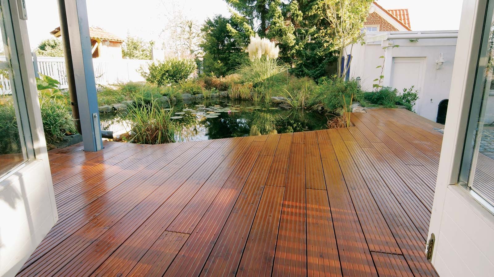 Wood Deck Building service page preview - Natural Beauty & Craftsmanship