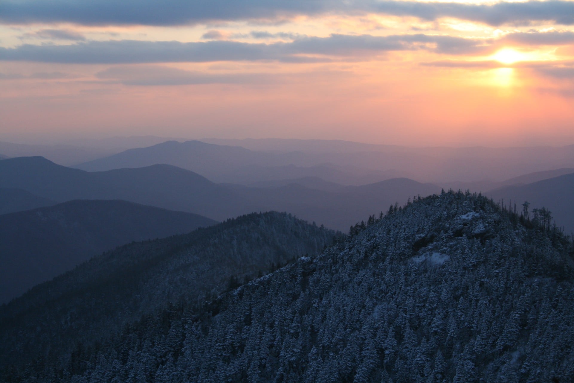 Misty forested ridges of the Great Smoky Mountains