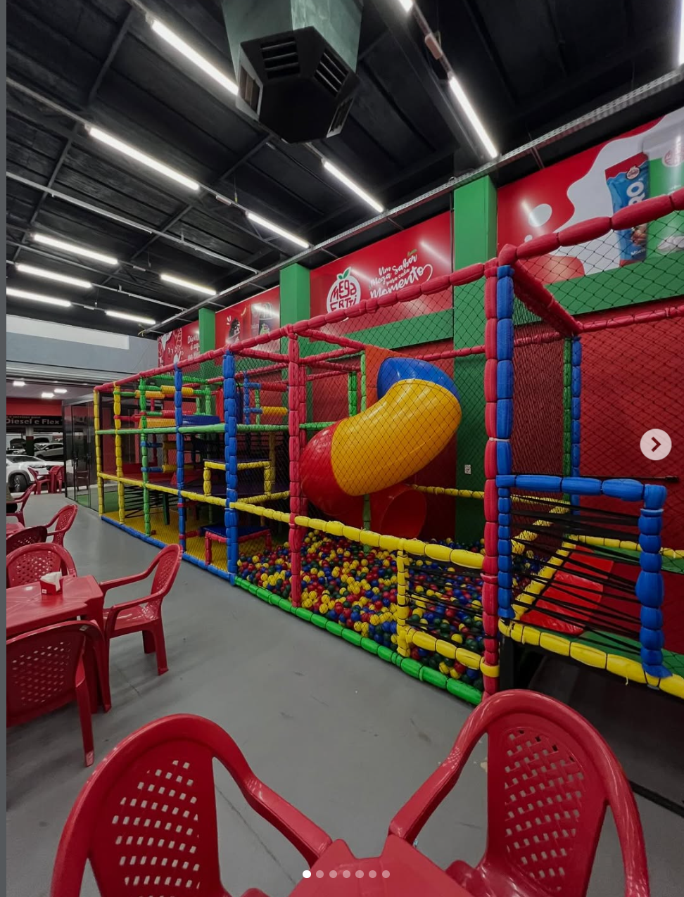 Playground Interno Colorido Premium
