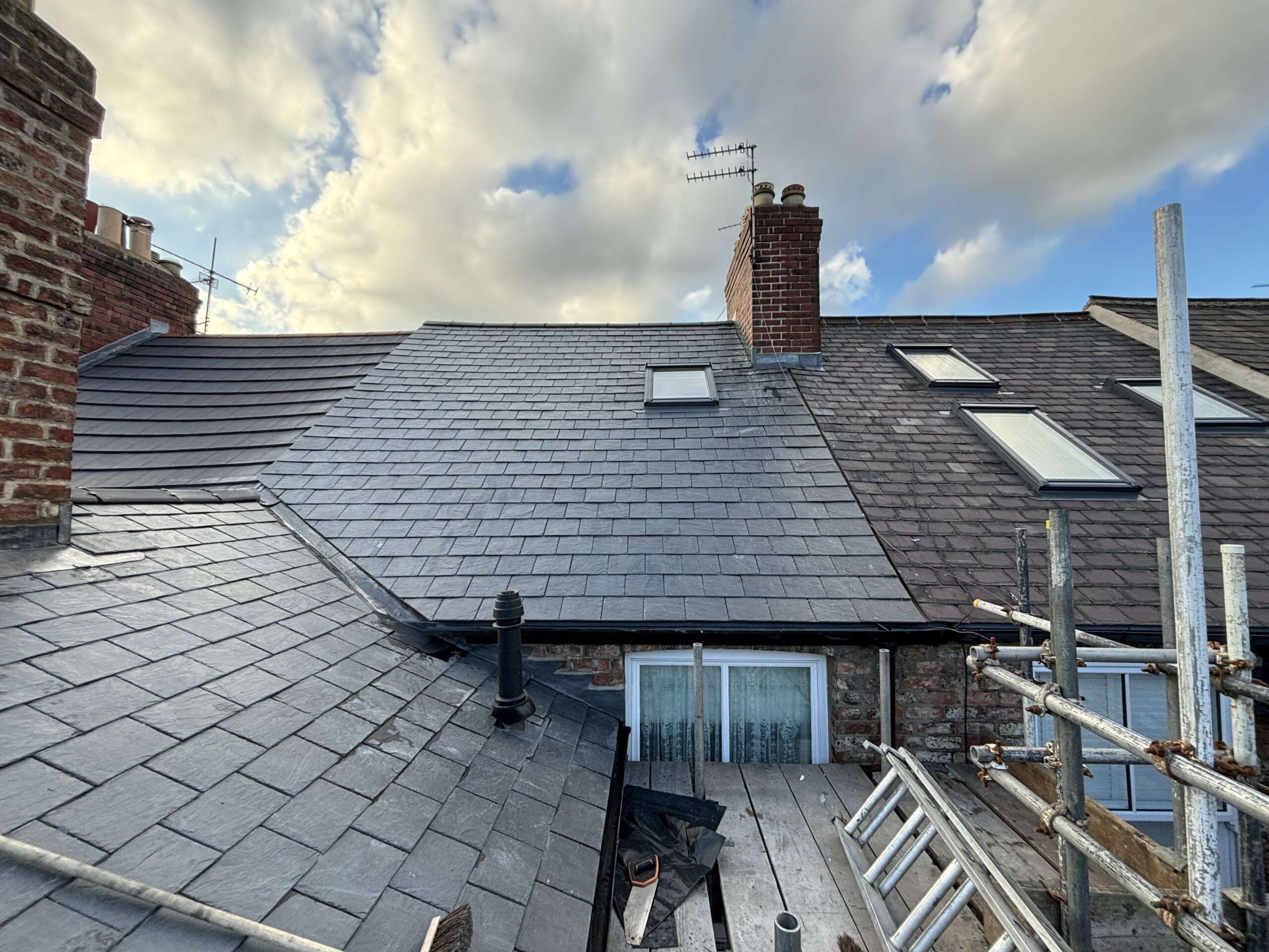 Terraced house complete re-roofing project, London