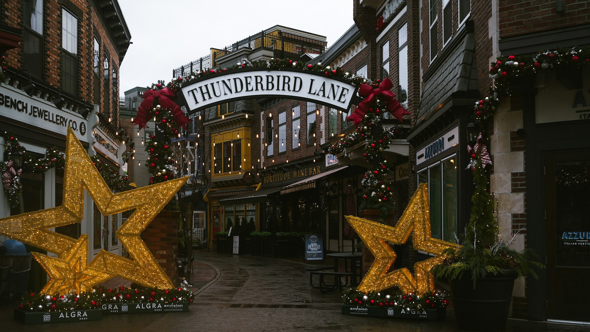 The Ultimate Guide to Christmas in Branson