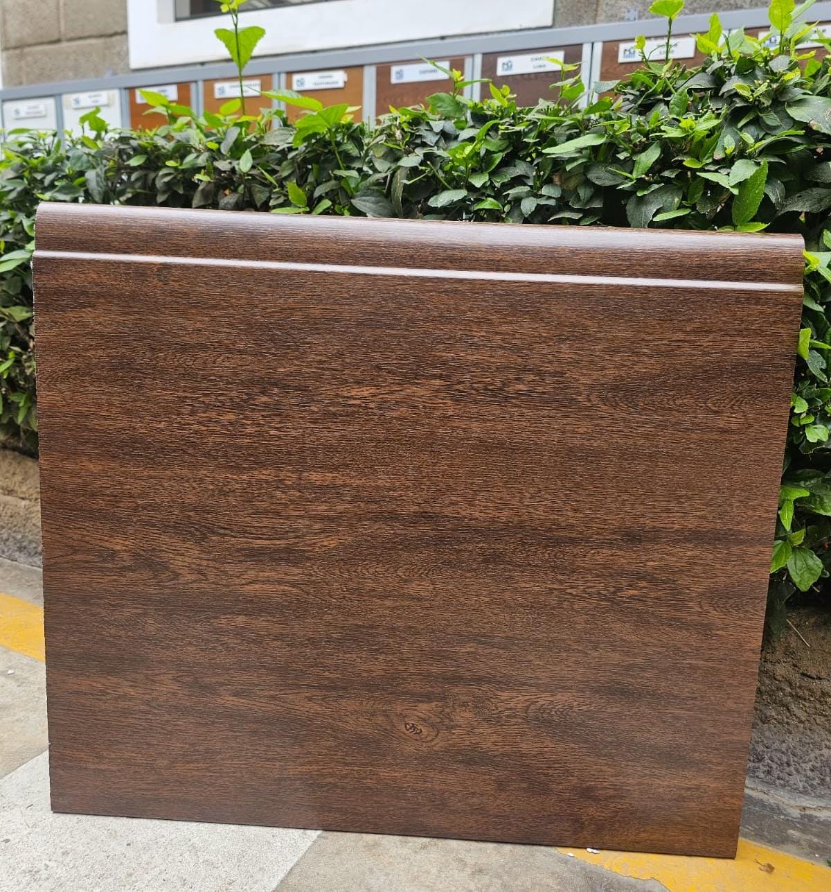 Panel Ébano Natural para puerta seccional