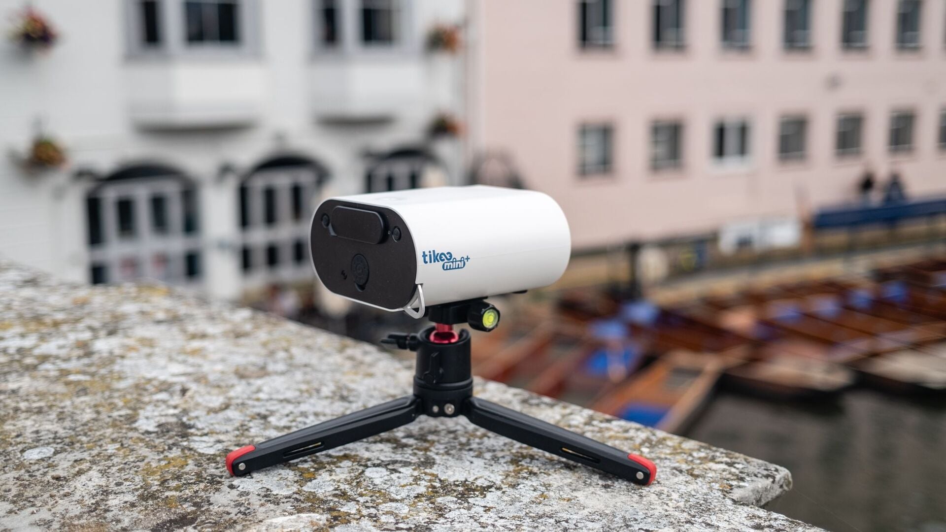 Professional security cameras protecting a Phoenix Arizona construction site at dusk