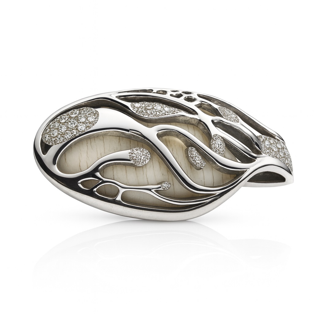 What Survives the Prompt: Still Water