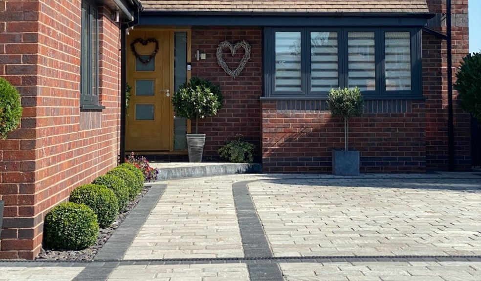 Driveway Pressure Washing & Sealing