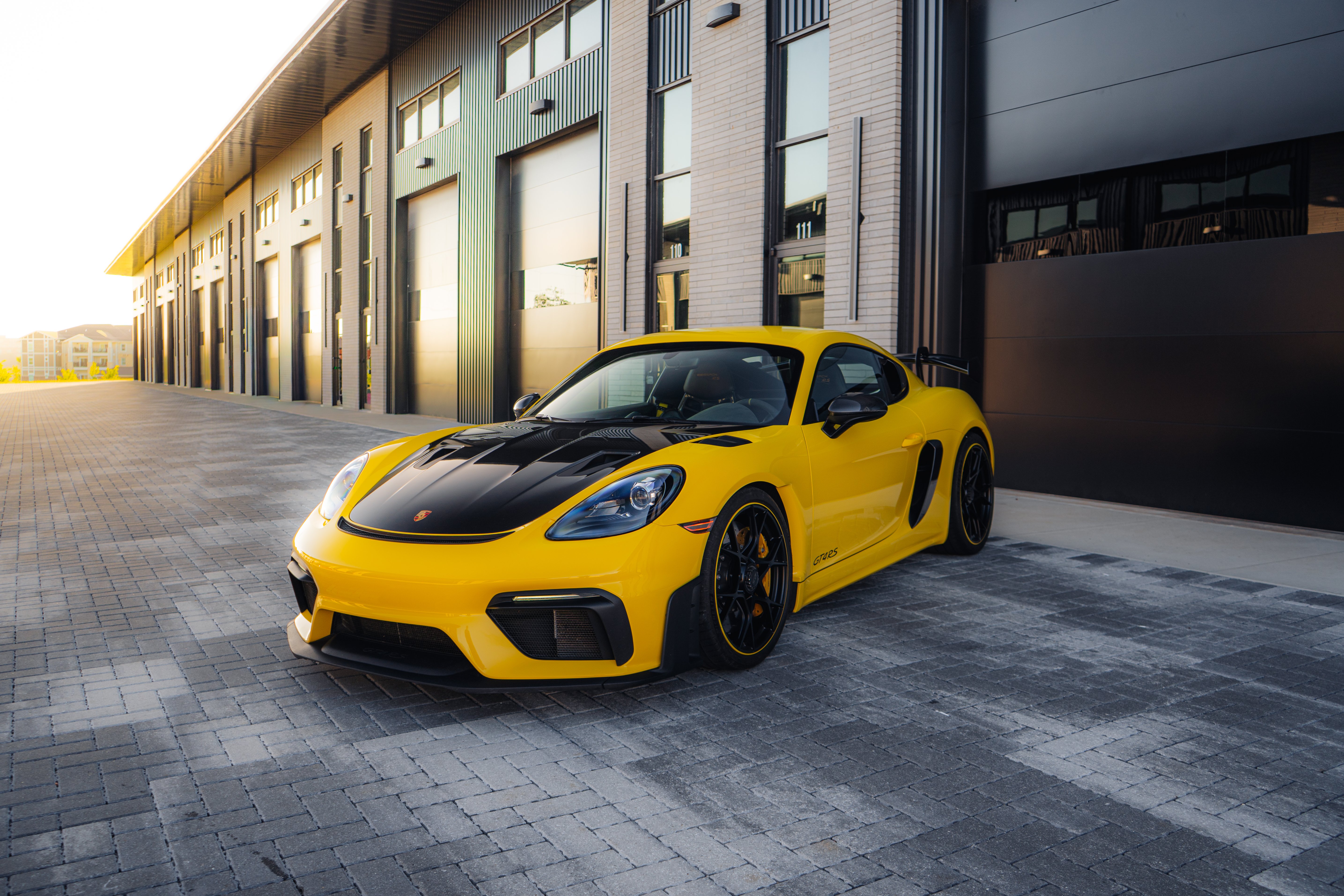 2023 Porsche 718 Cayman GT4 RS