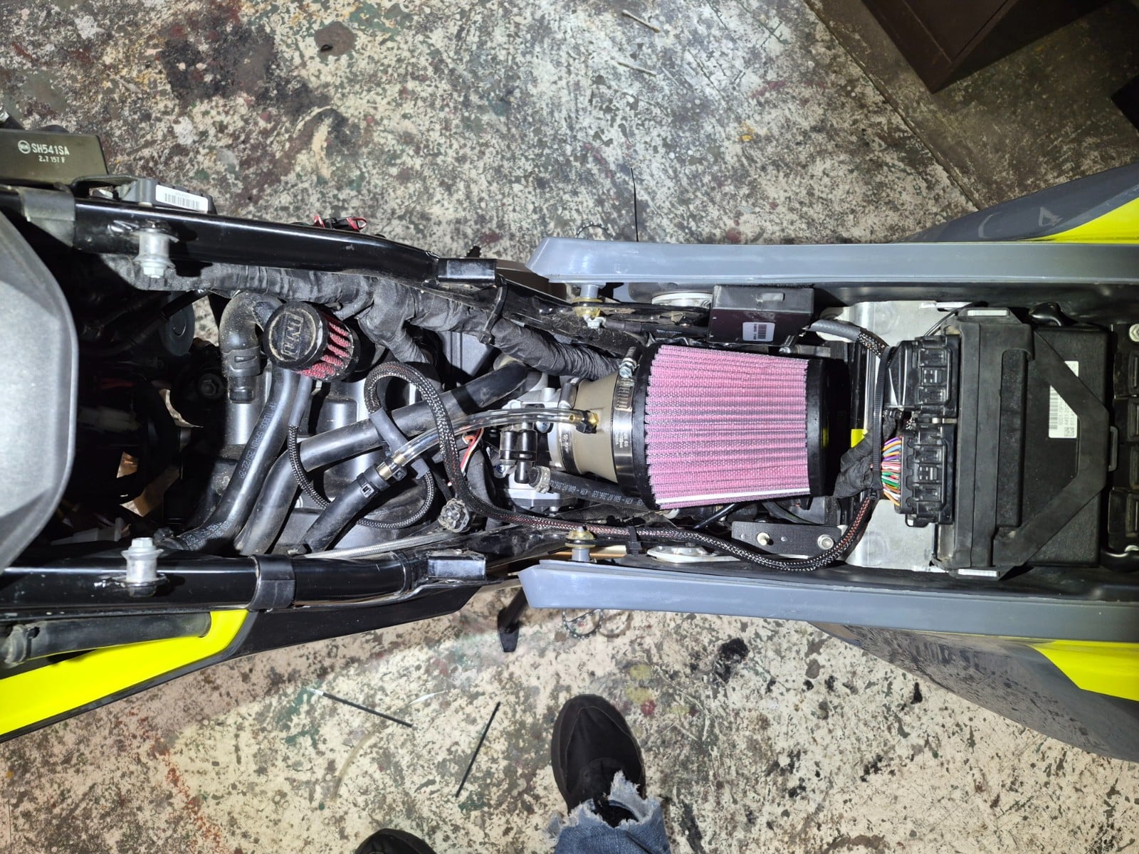Bike from the dyno run: 2023 Husqvarna 701: JB Intake vs Rottweiler Intake