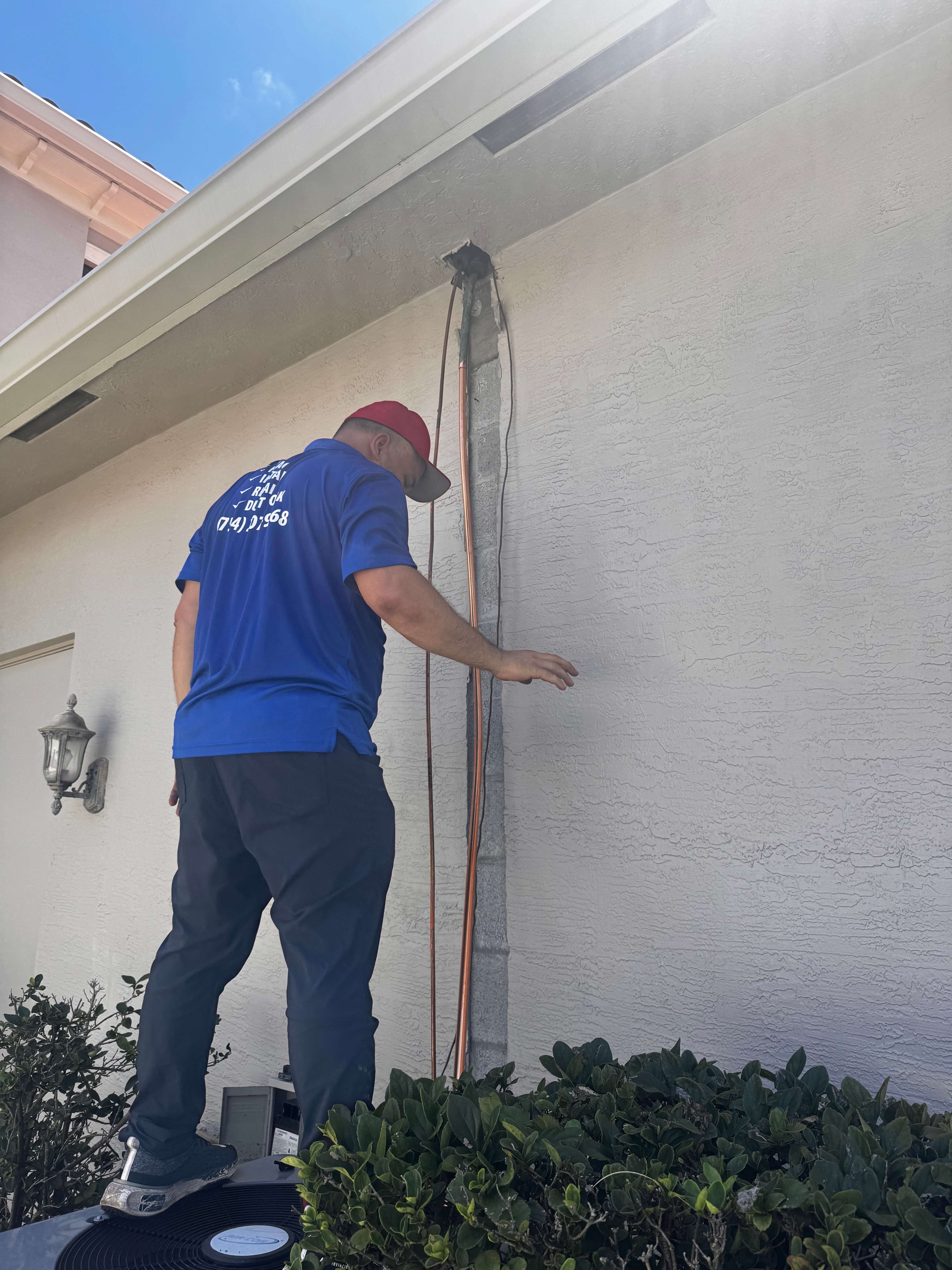 Copper refrigerant line installation