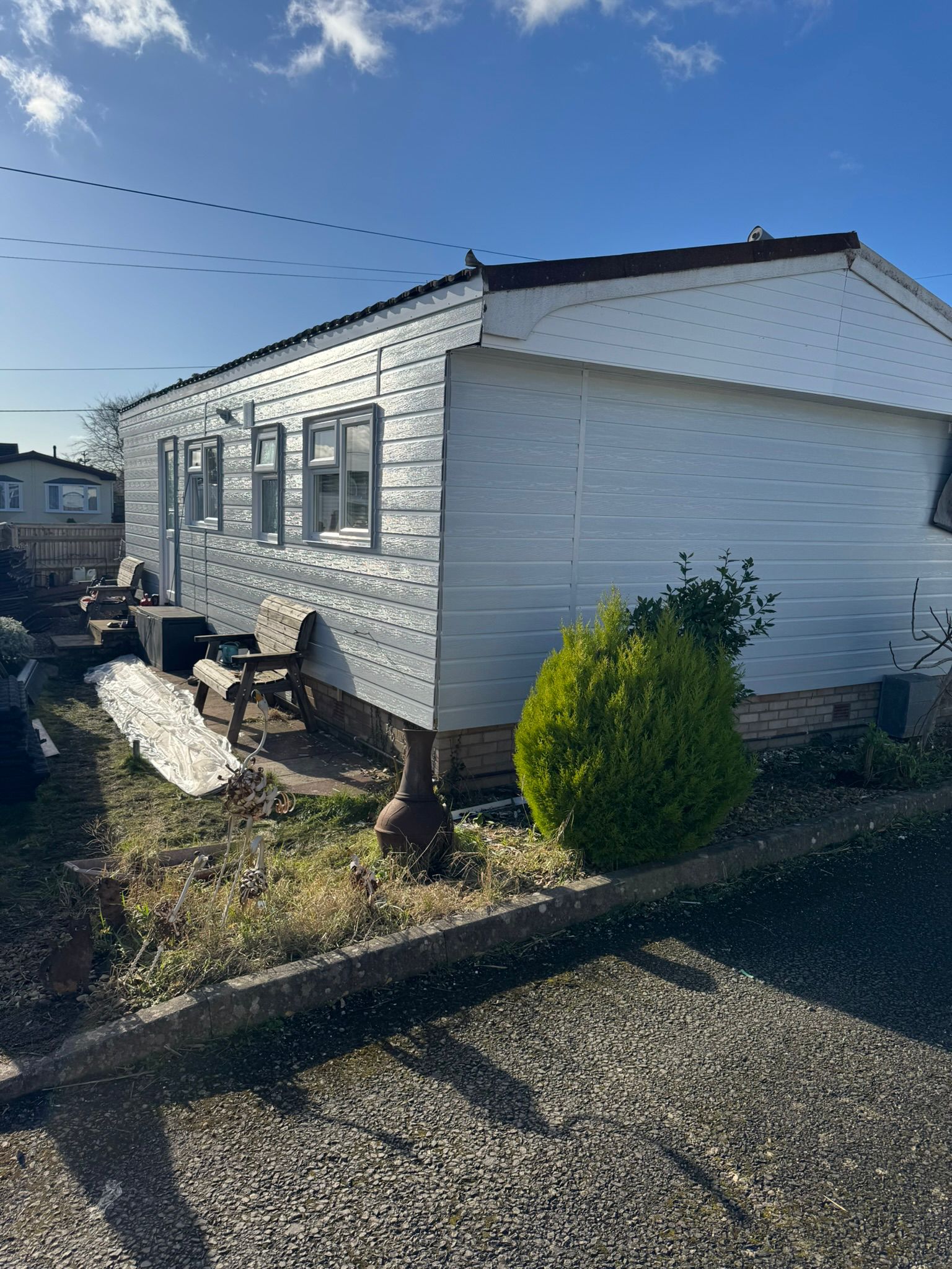 Park home exterior project work and refurbishment