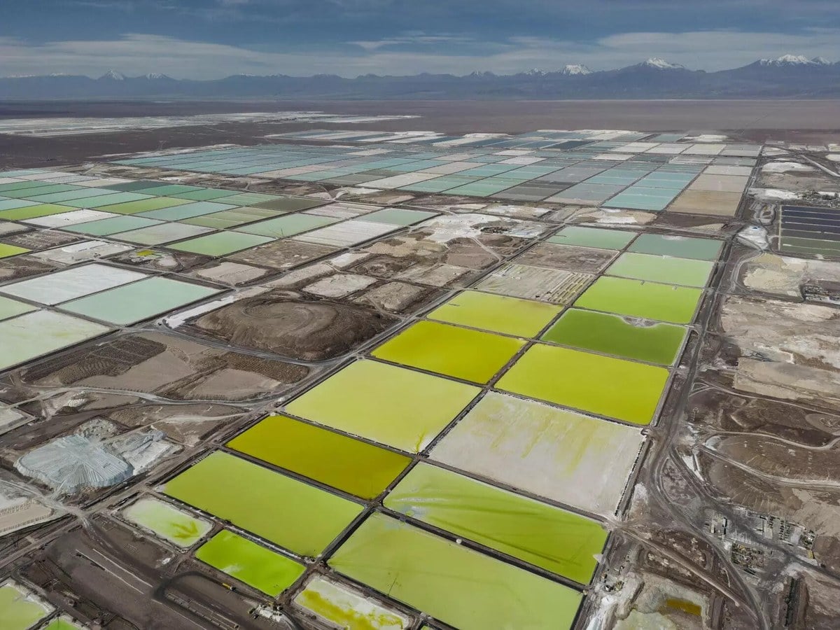 Lithium brine evaporation ponds