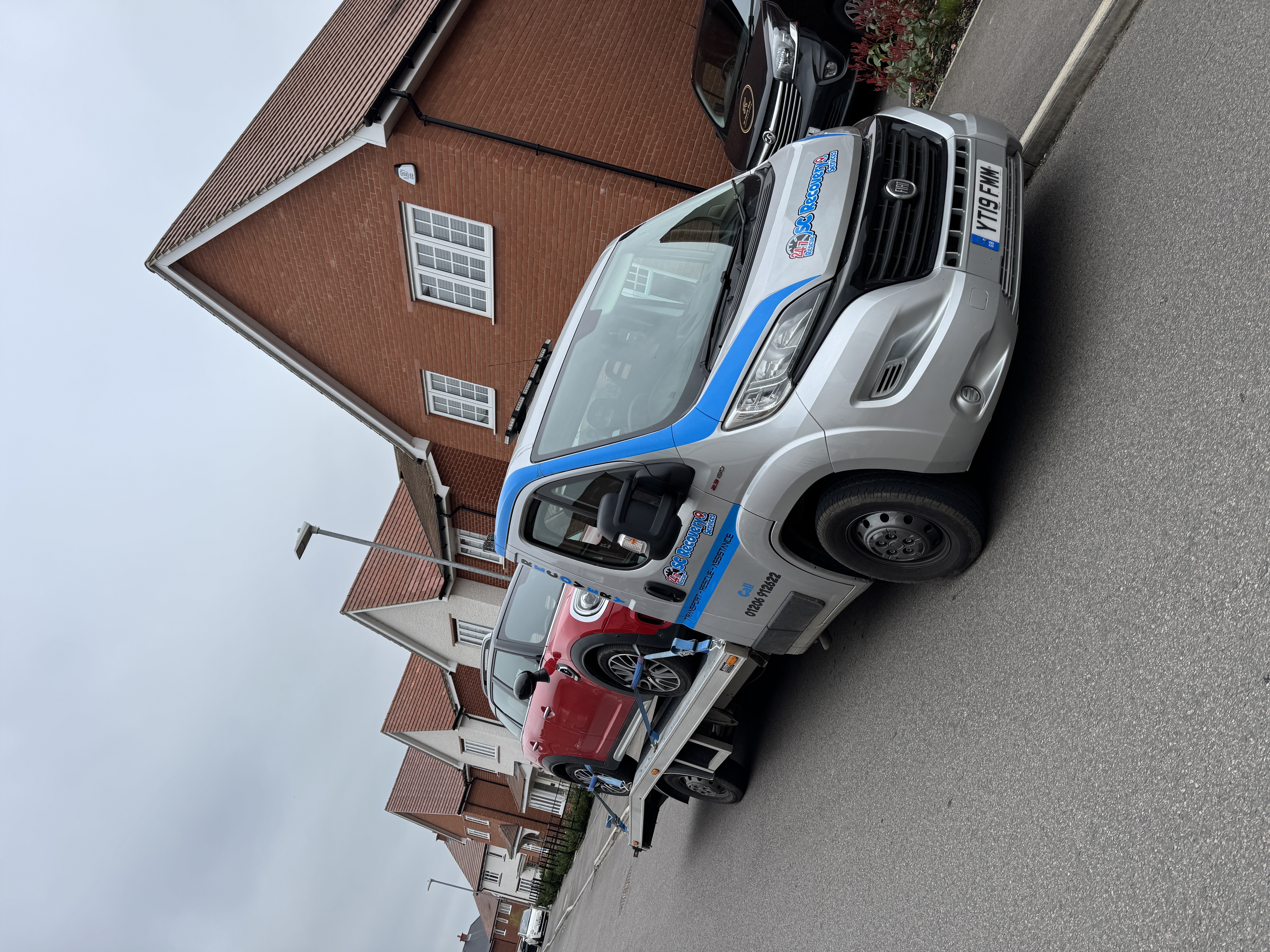 SC Recovery truck with blue branding livery