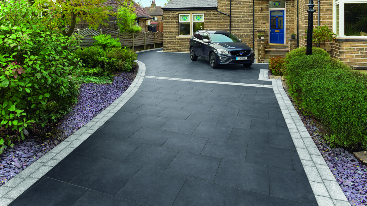 UK house with block paving driveway