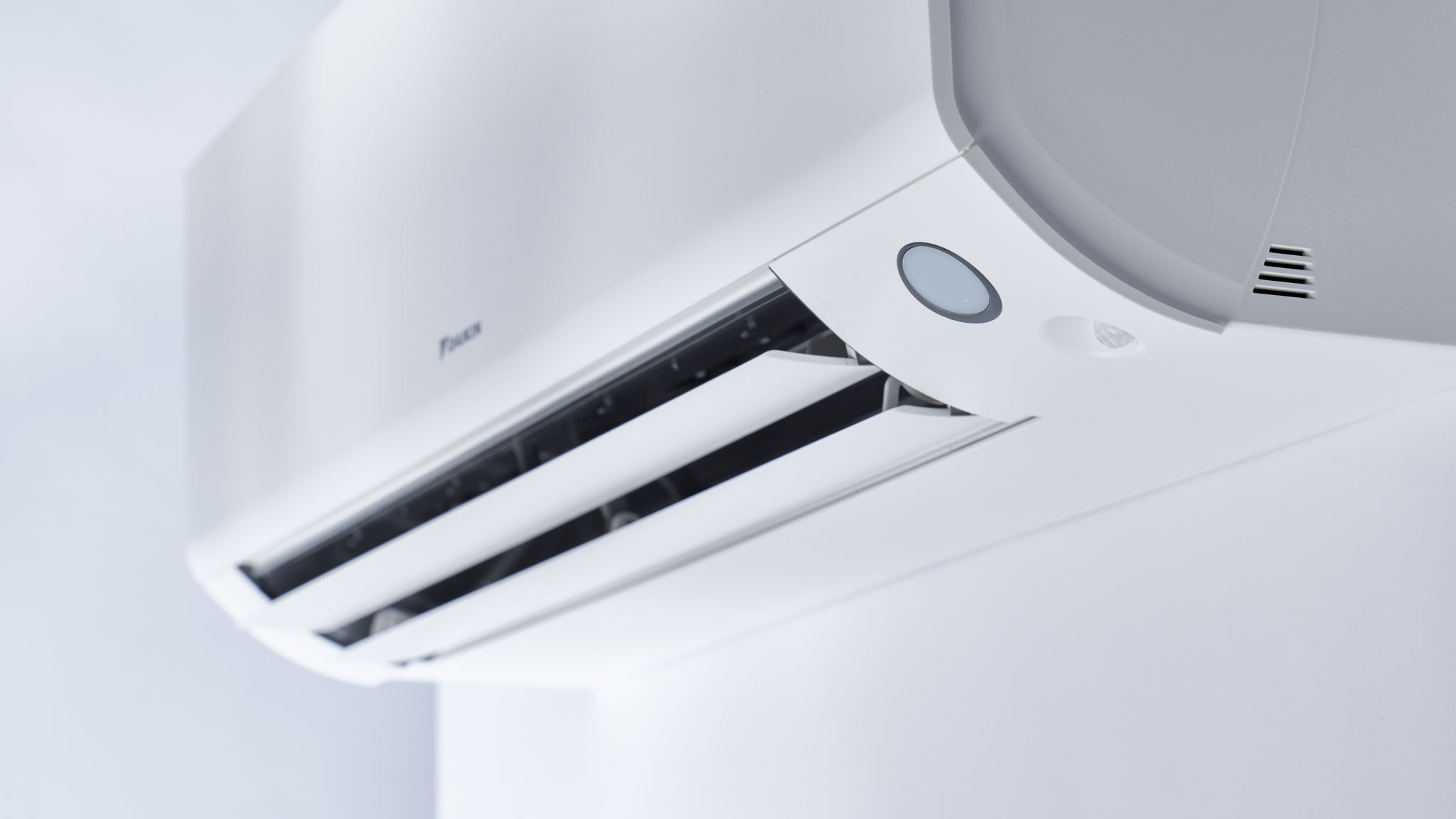 Daikin Perfera Wall