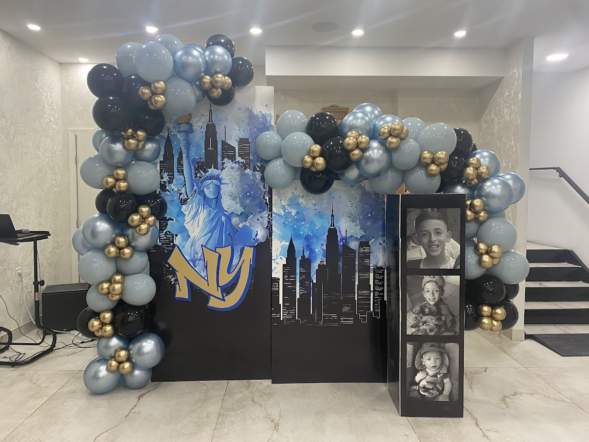 Blue & Gold Balloon Arch