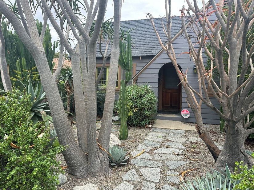 N Waverly, Orange, CA