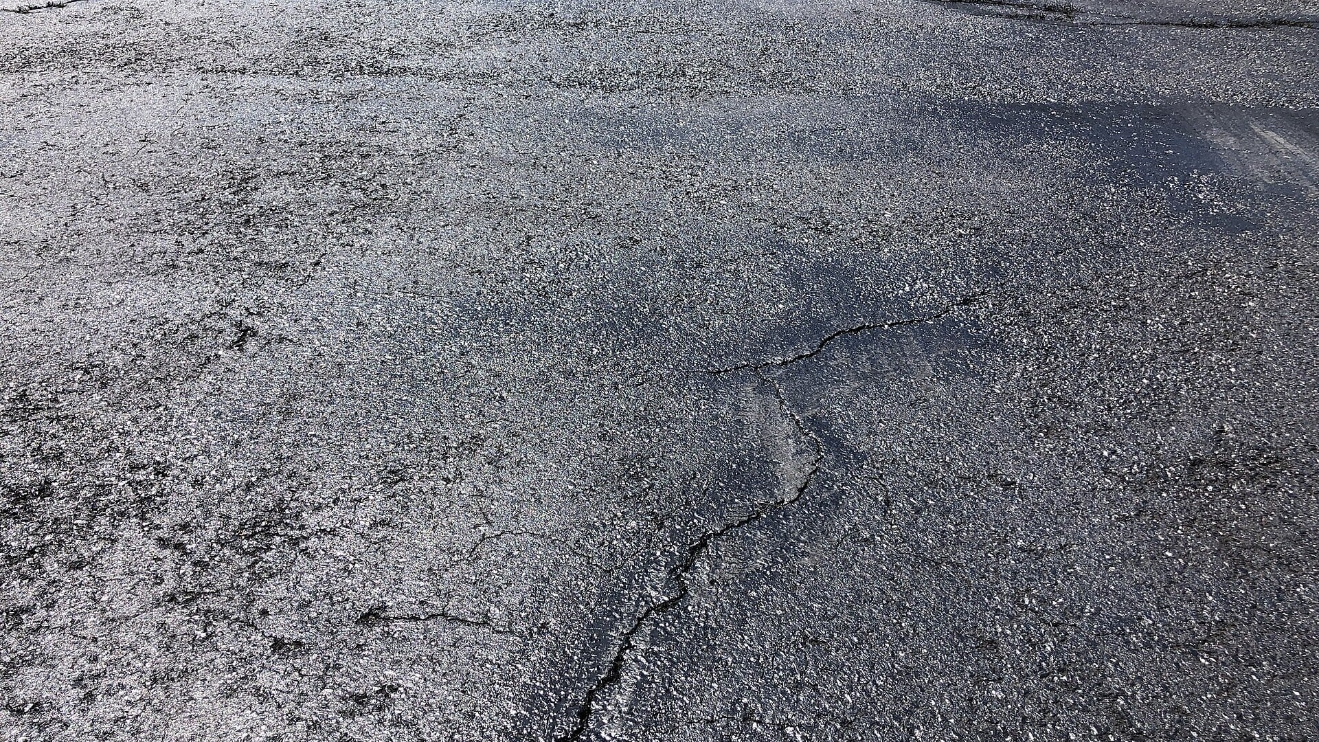 Asphalt Seal Coating hero background