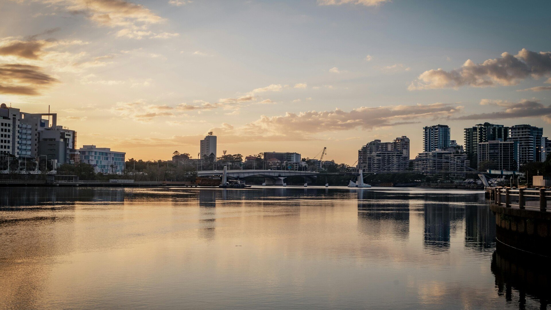 Brisbane River and city view