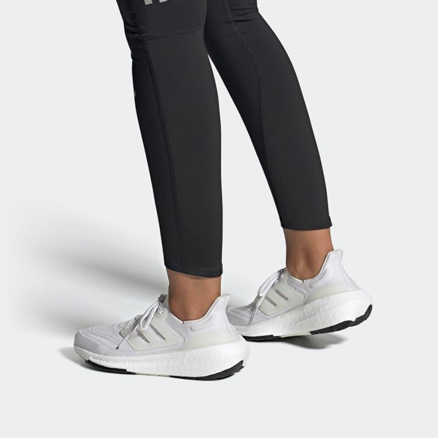 Adidas Ultraboost Light Core Black