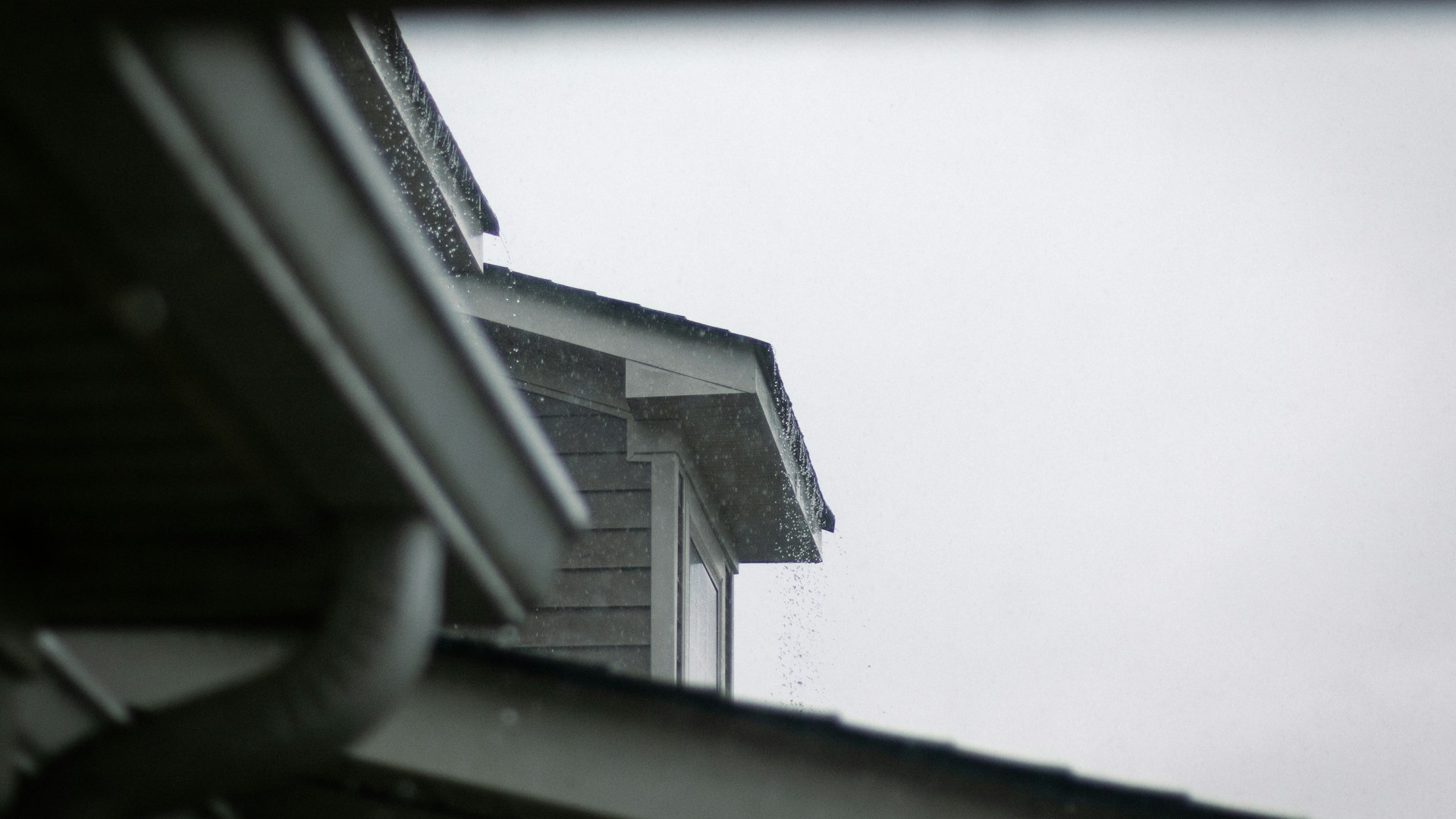 Guttering & Fascias work by AS Roofing - image 3