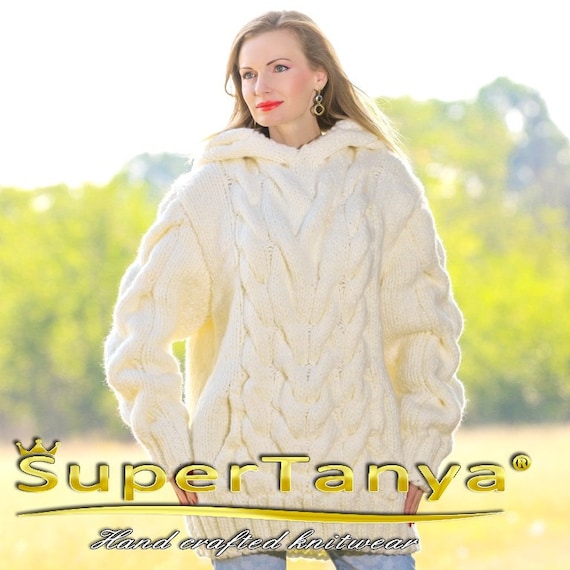 Ivory Cable Knit Pullover