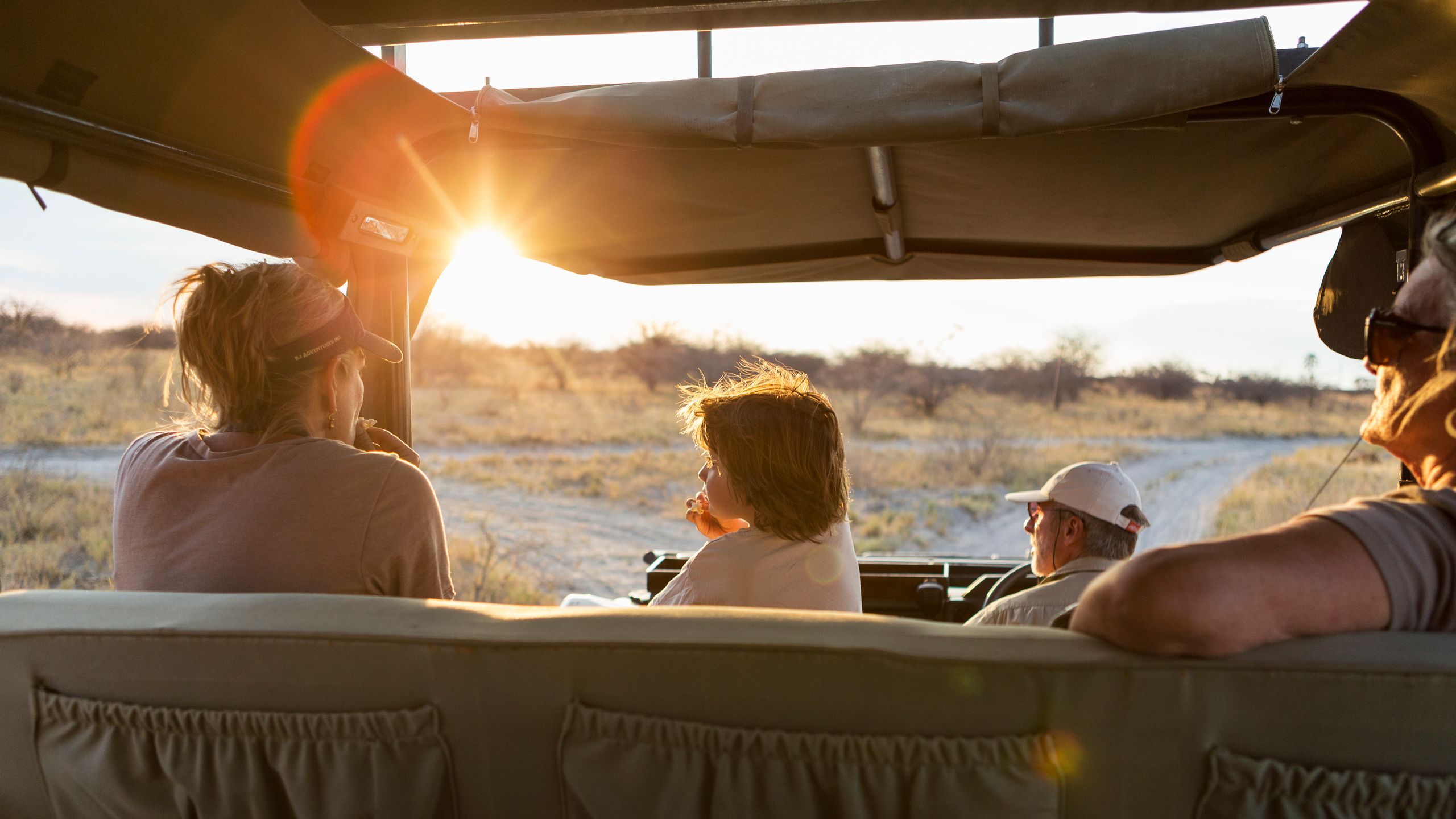 The Ultimate Safari Packing List 2025–2026: What to Wear & Bring