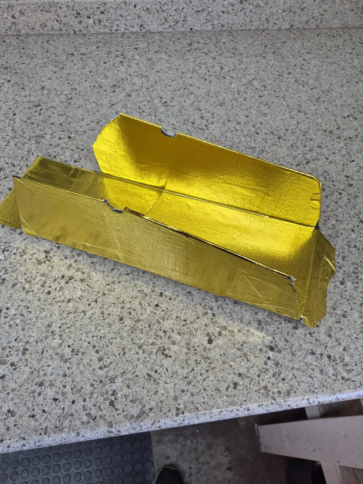 JB insulating intake tray, angled view