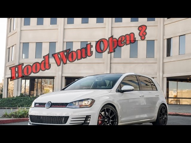 Капот Volkswagen Golf VII