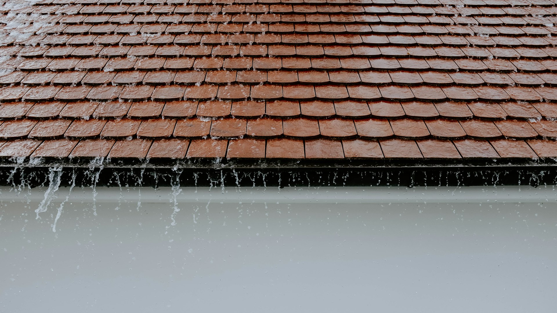 Guttering & Fascias work by AS Roofing - image 6