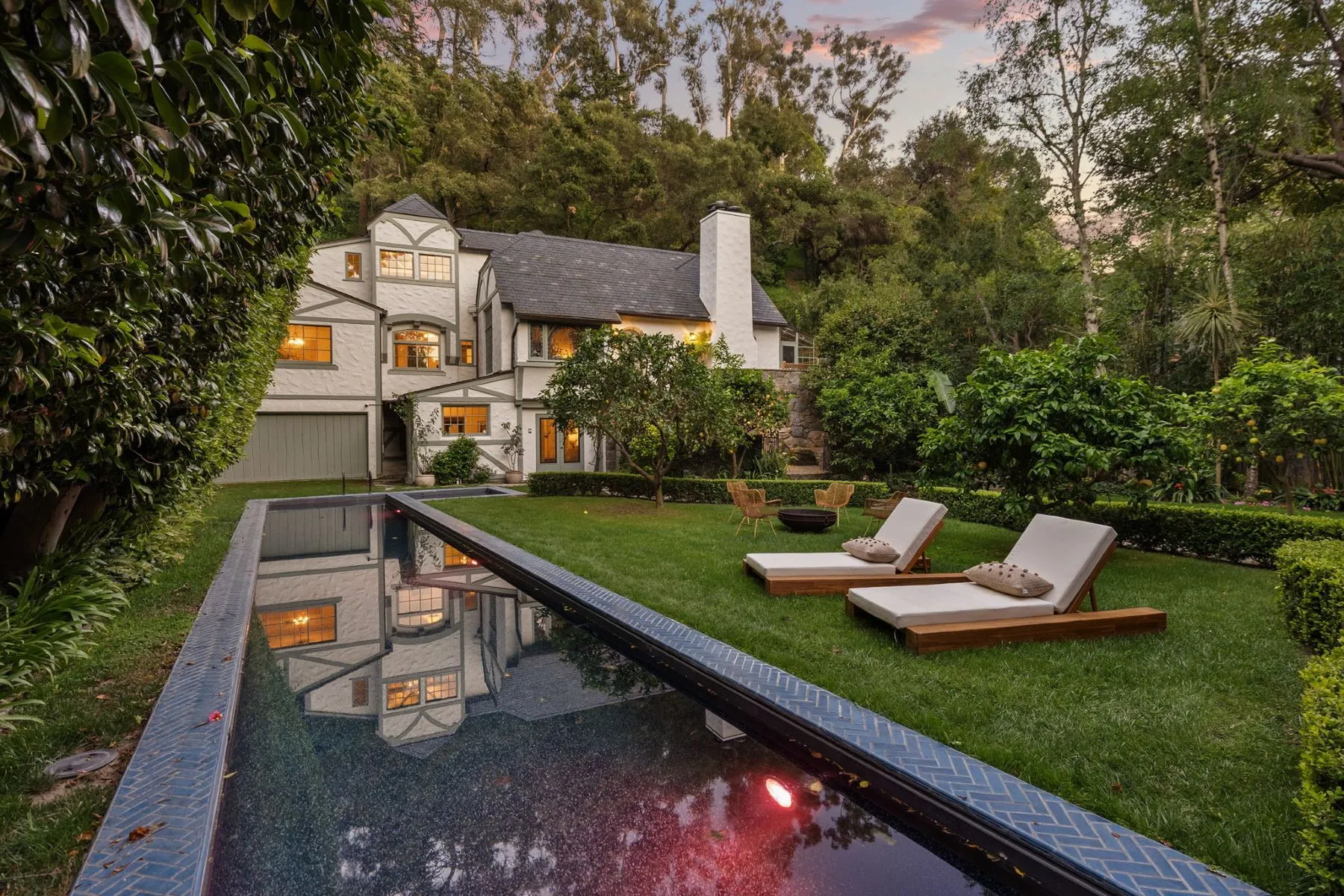 20 Latimer Road — A Storied 1920s English Tudor Retreat on ~0.60 Acres