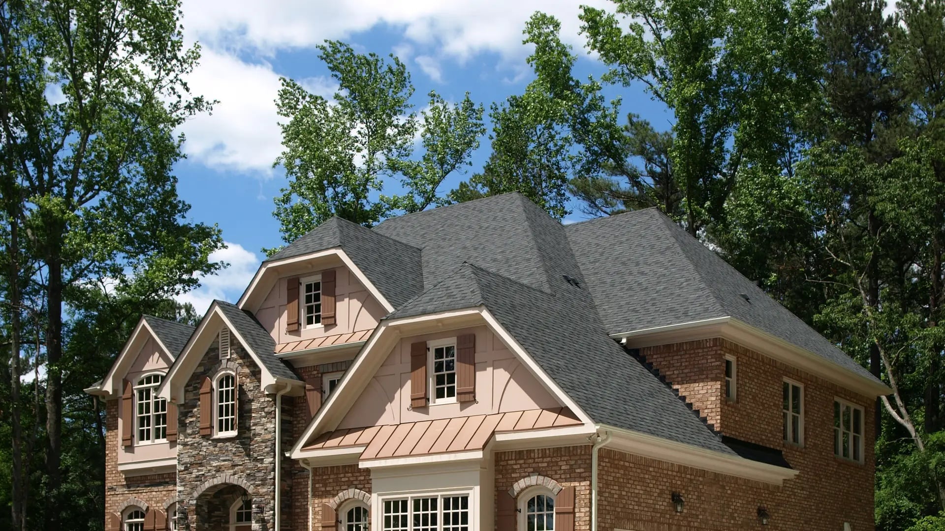 Professional roofing work by Delta Roofing in Falkirk