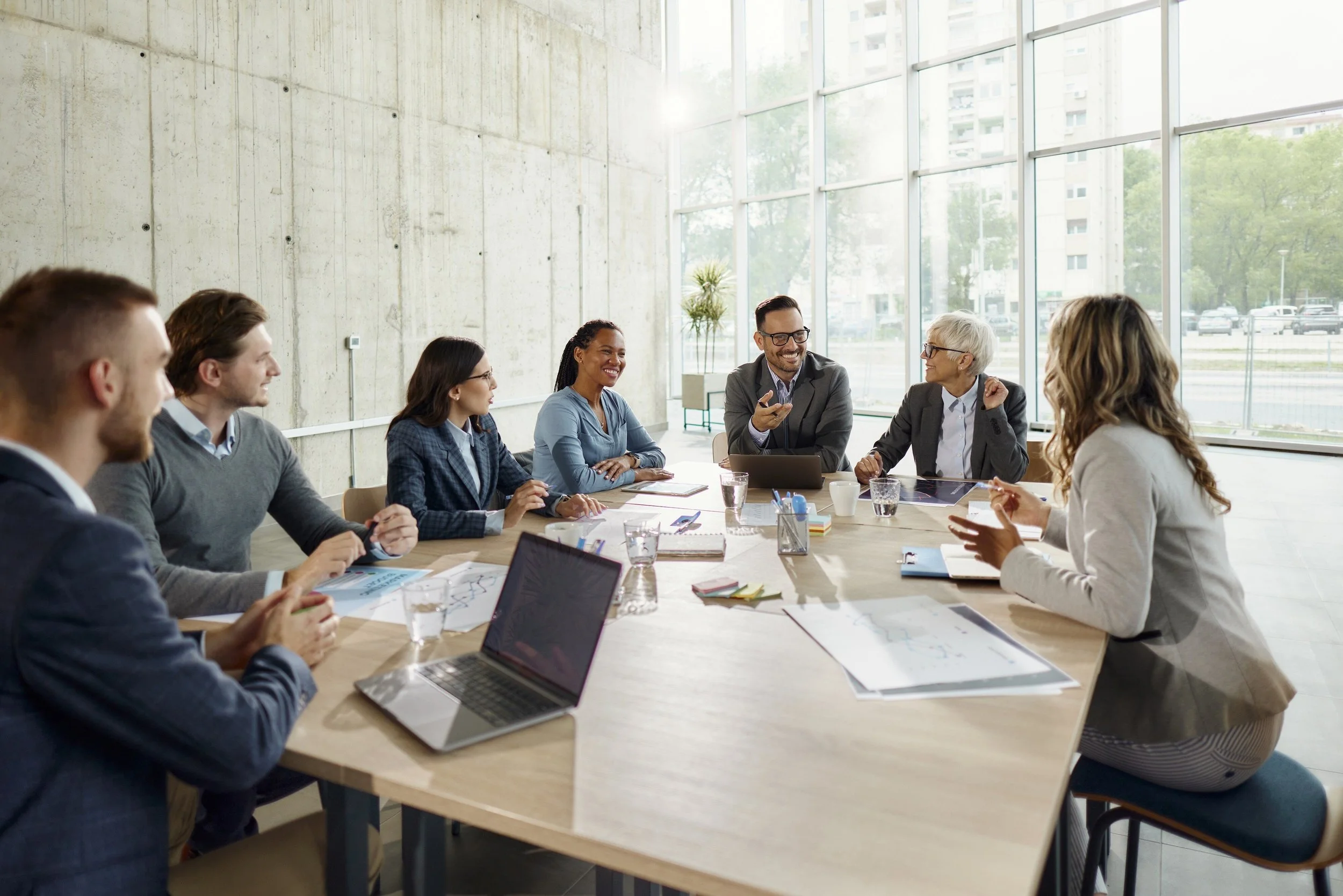 Reunião profissional em escritório