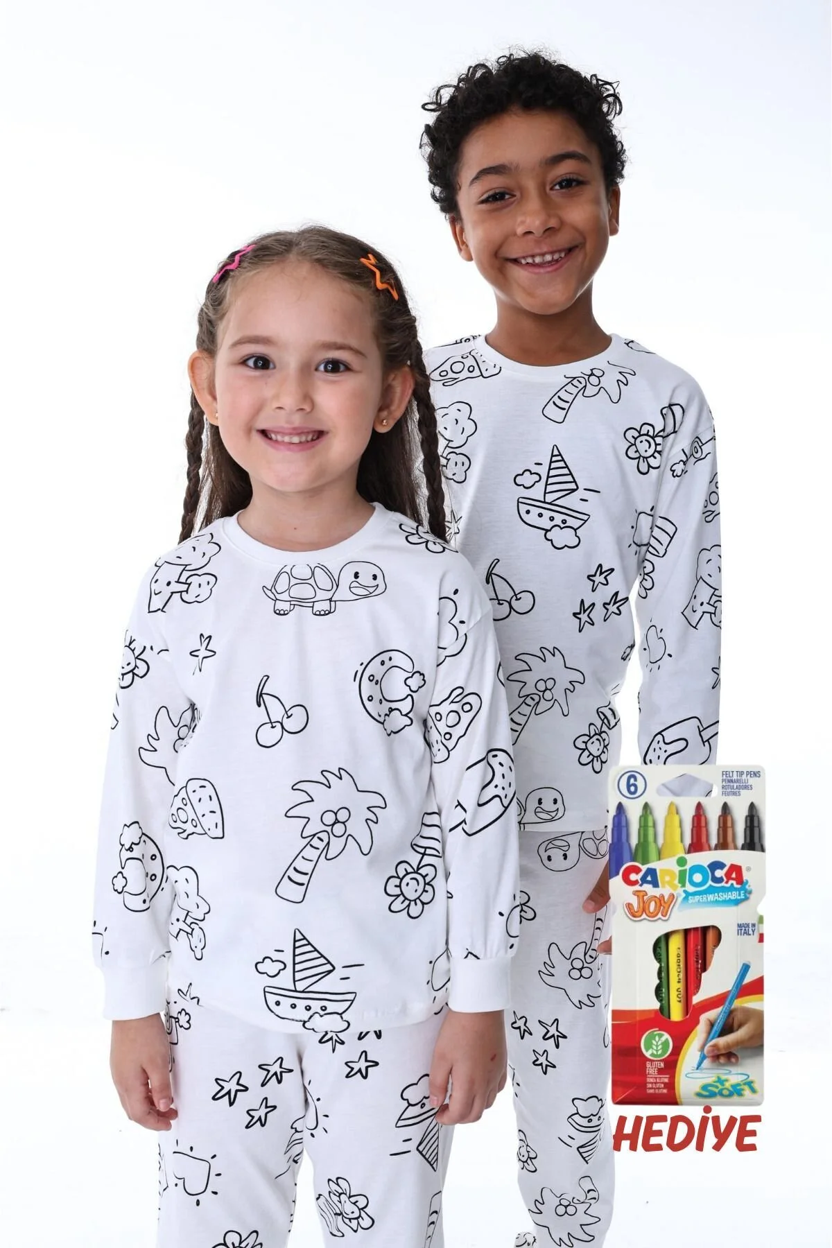 Boyamadan önce beyaz desenli pijama