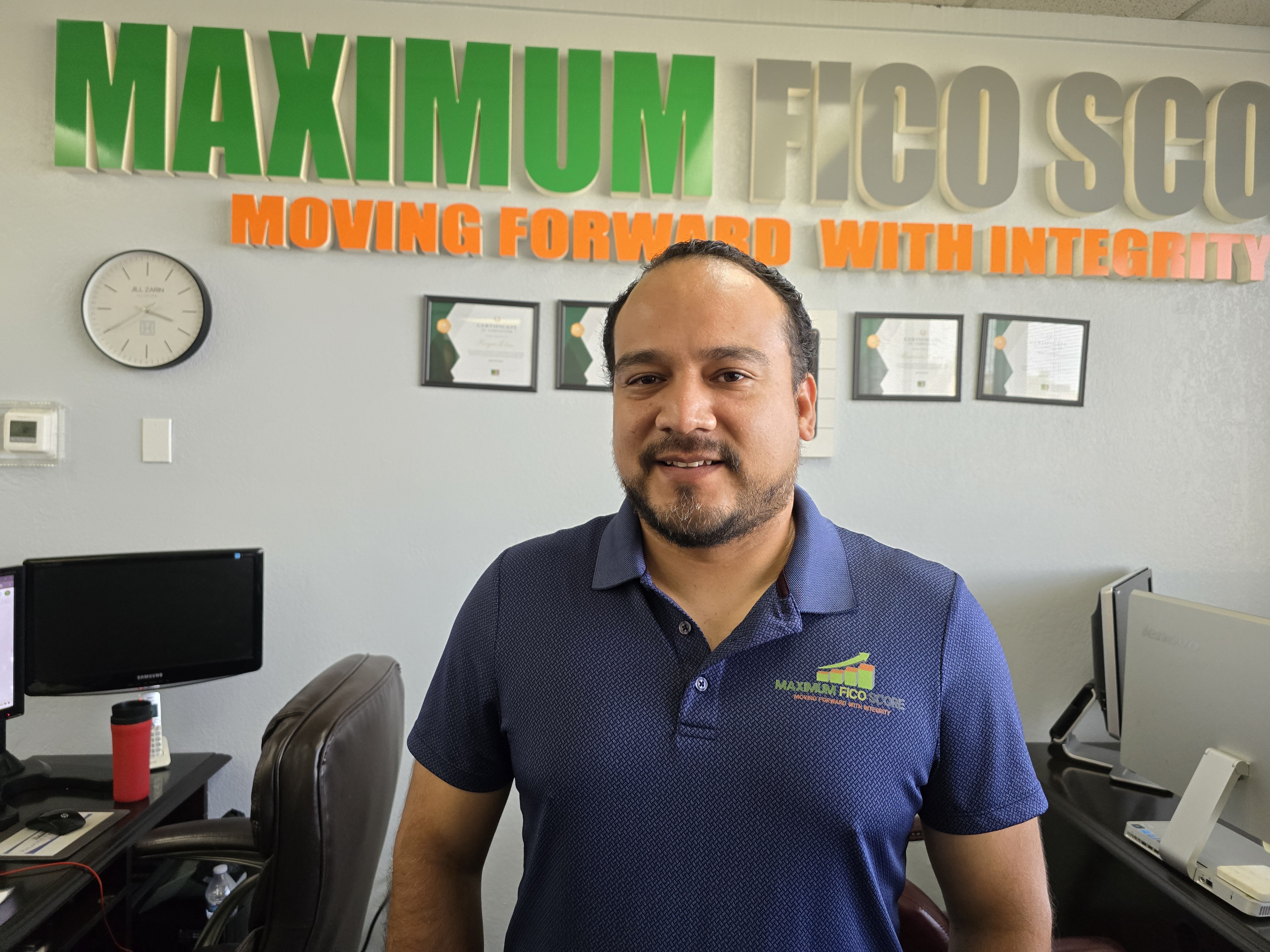 Henry Quinteros - Customer Support Lead