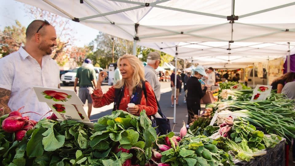 Palm Springs Certified Farmers Market