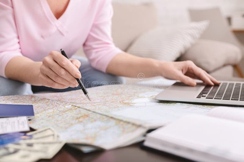 Solo Explorers travel