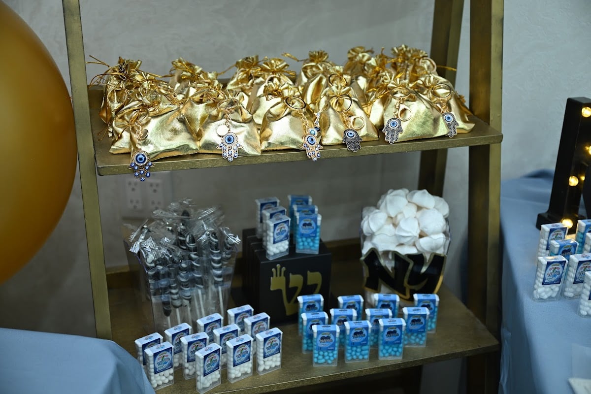 Gold Gift Packaging Display