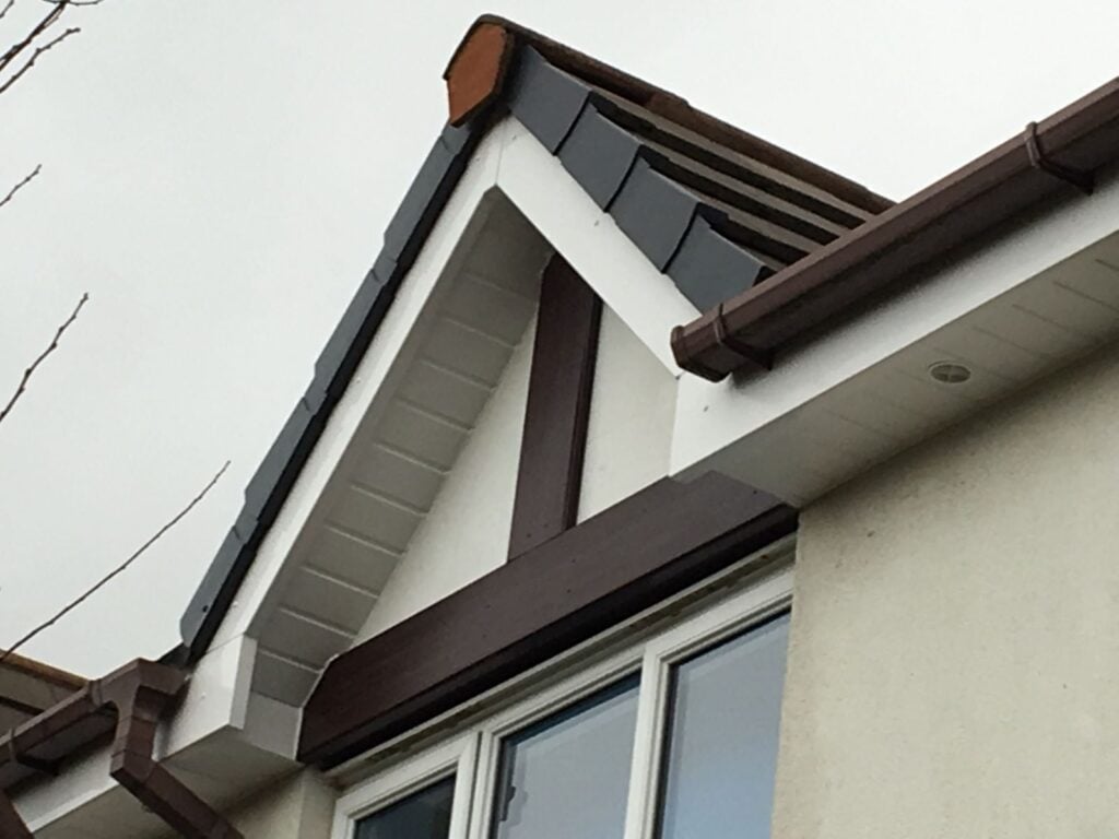 Fascias and soffits installation