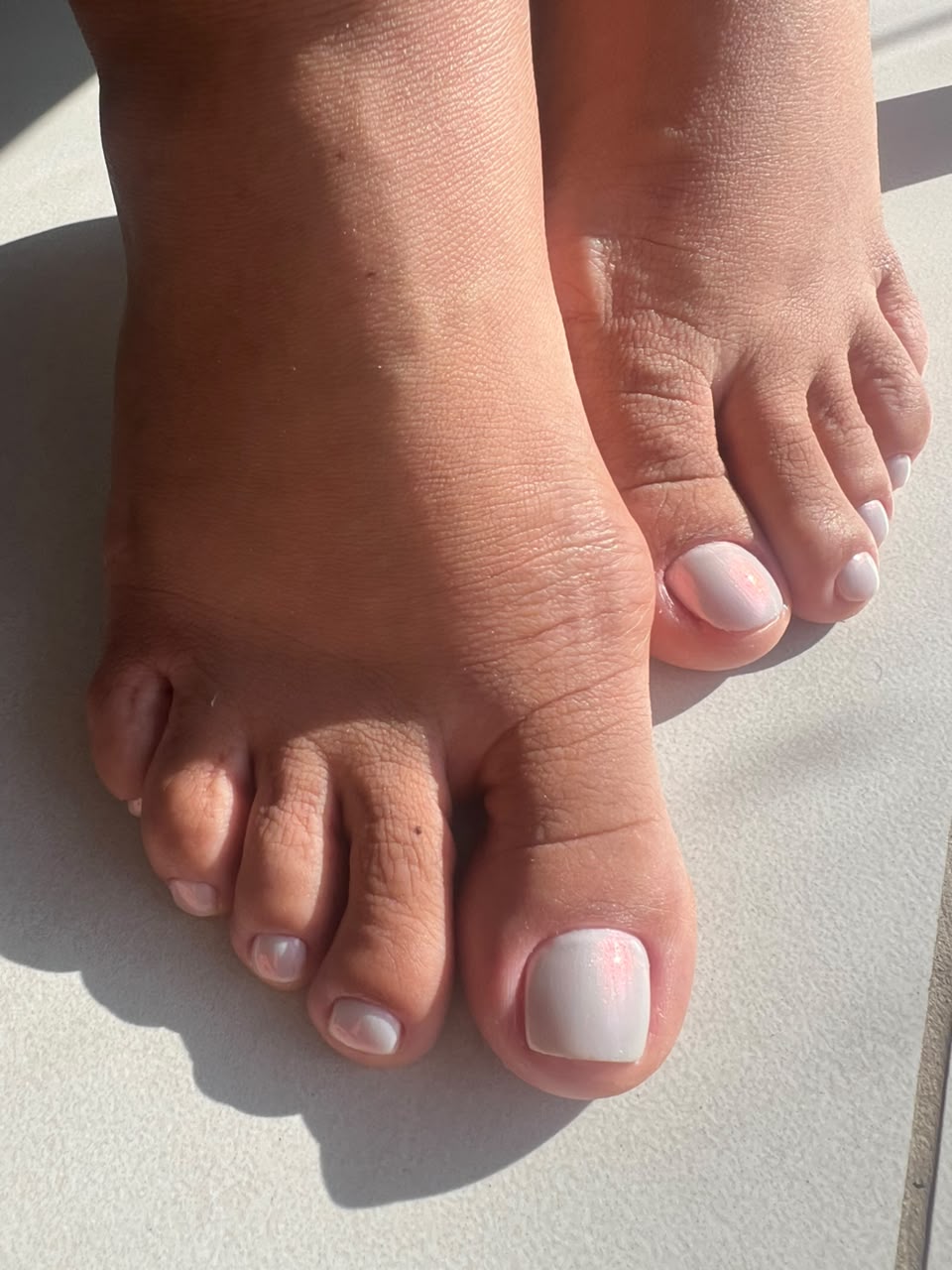 Pedicure nude natural