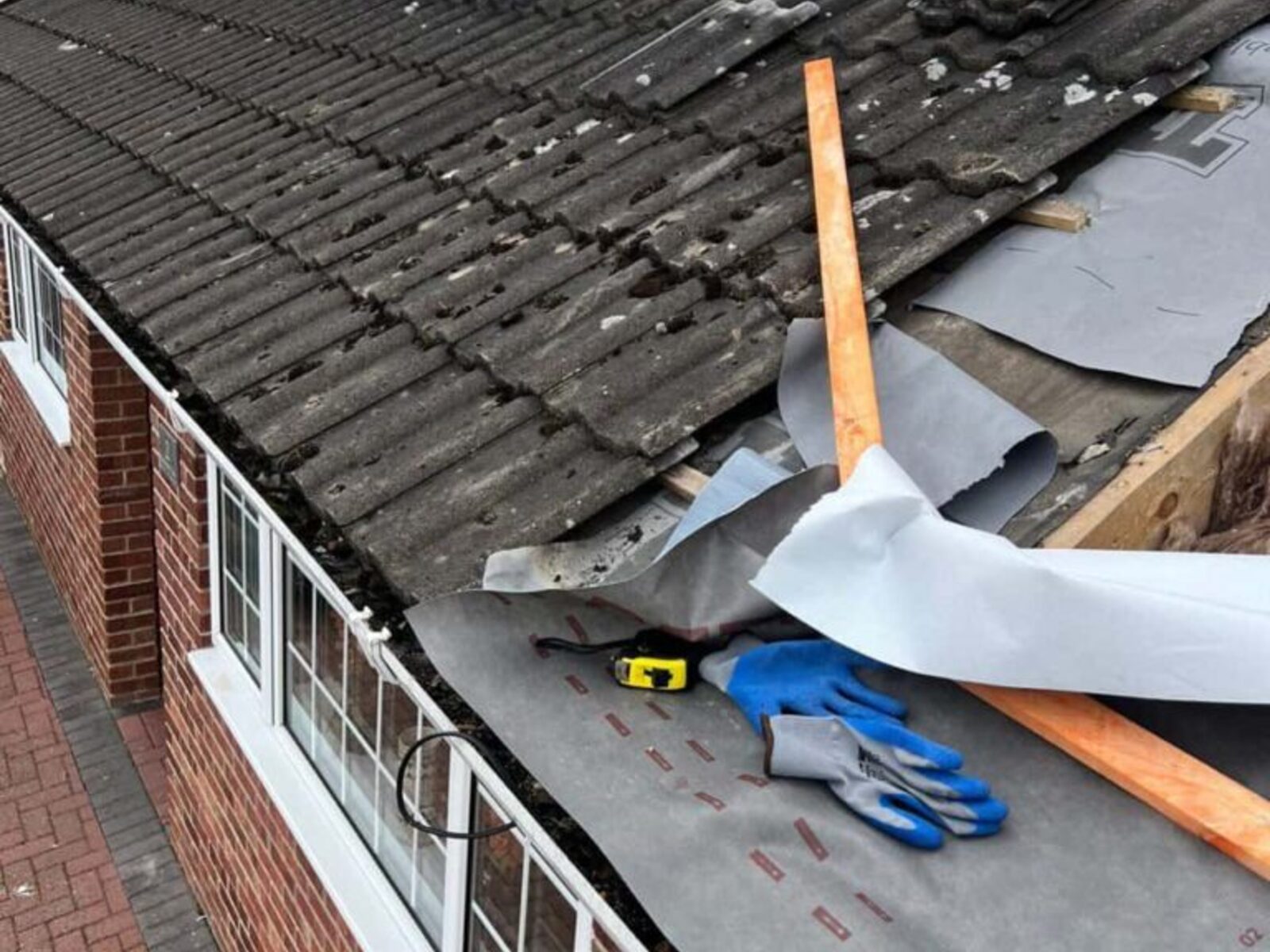 Roof Tile Replacement