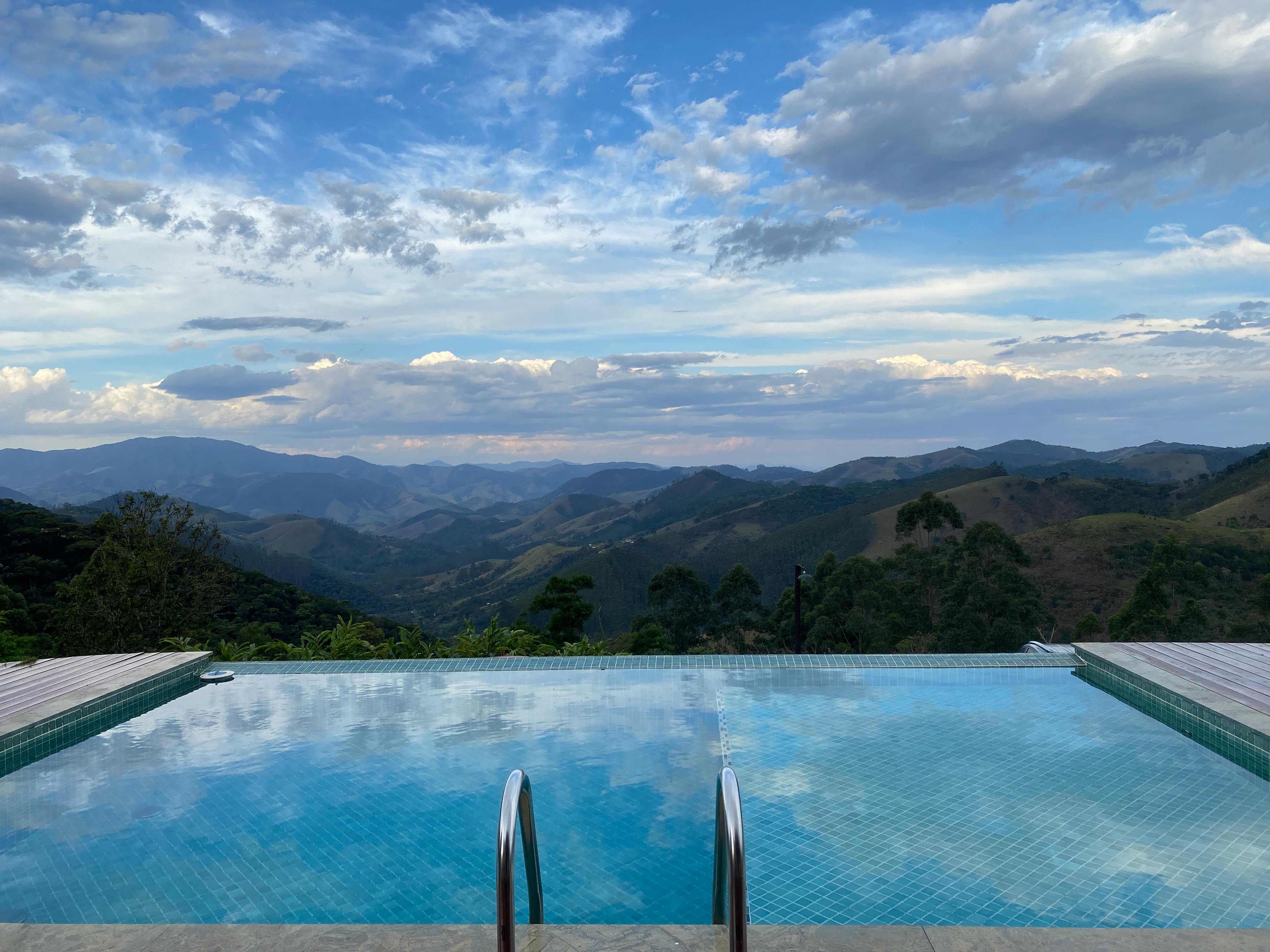 Área de Lazer com Piscina