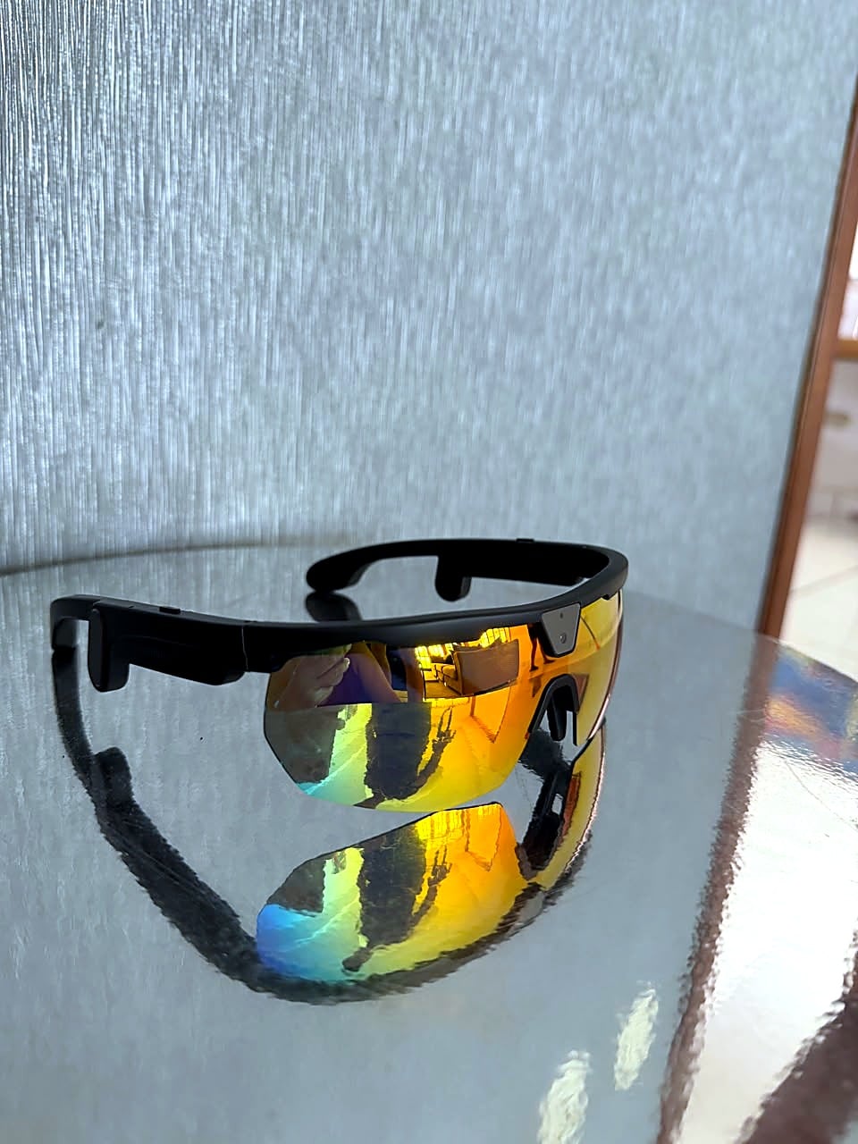 Professional wearing Glaucus glasses
