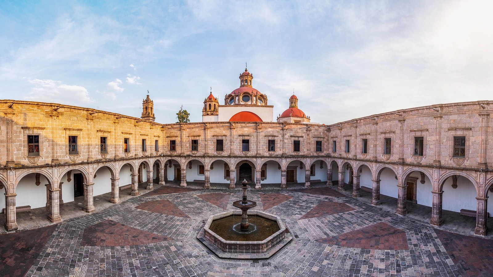 Centro Cultural Clavijero