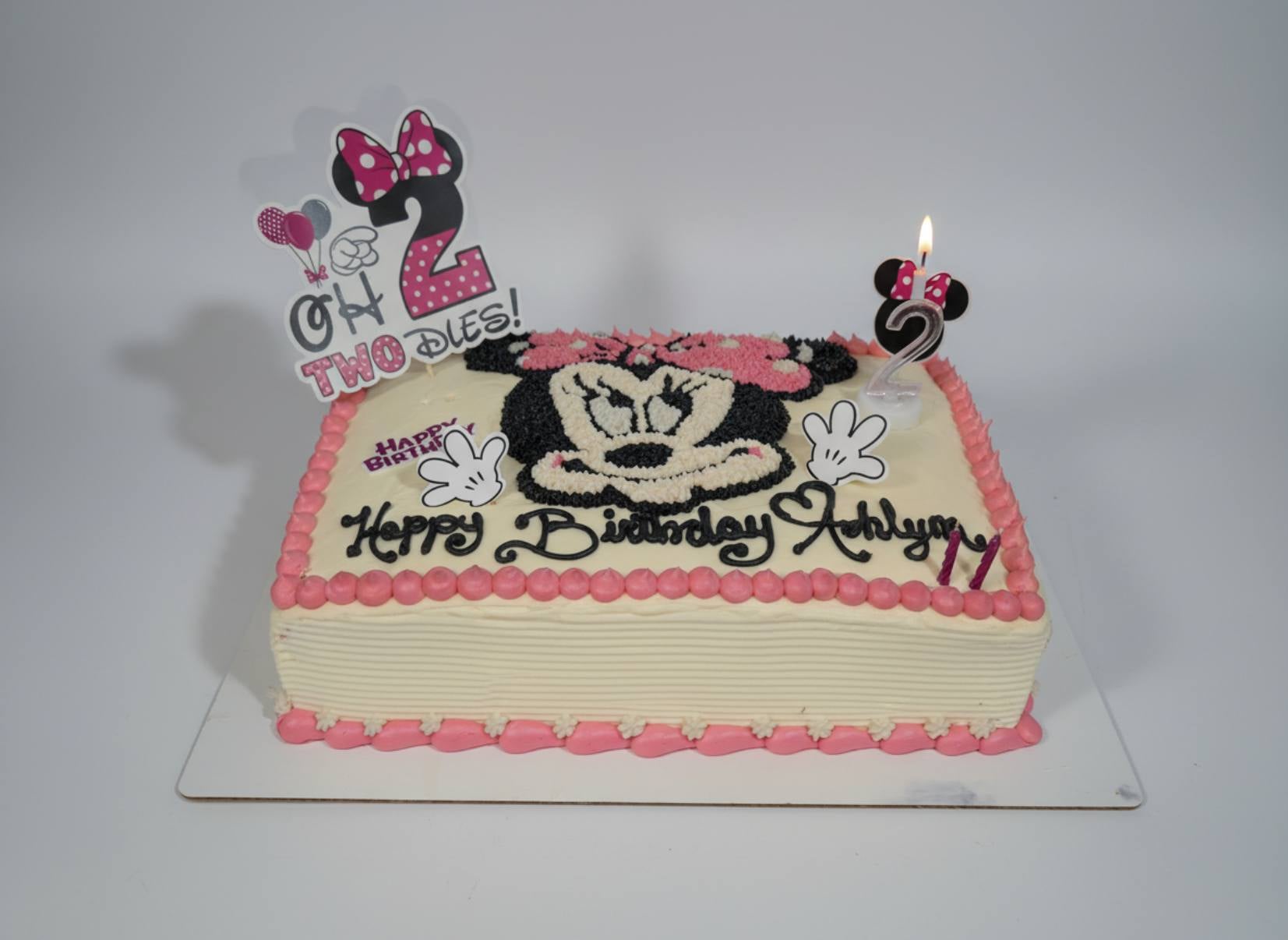 Minnie Mouse birthday sheet cake by Cleveland Cake Boss