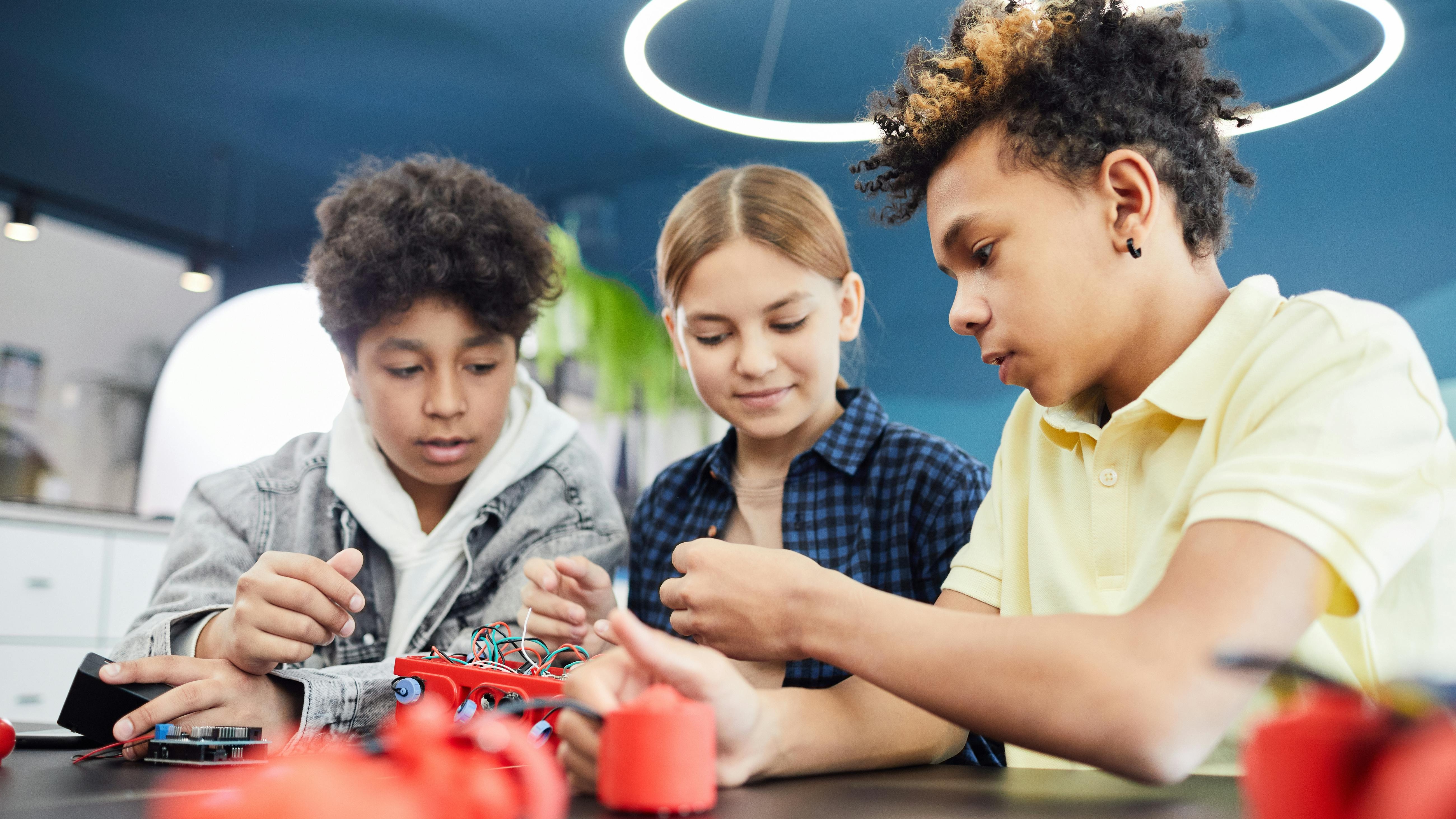 Students building robots