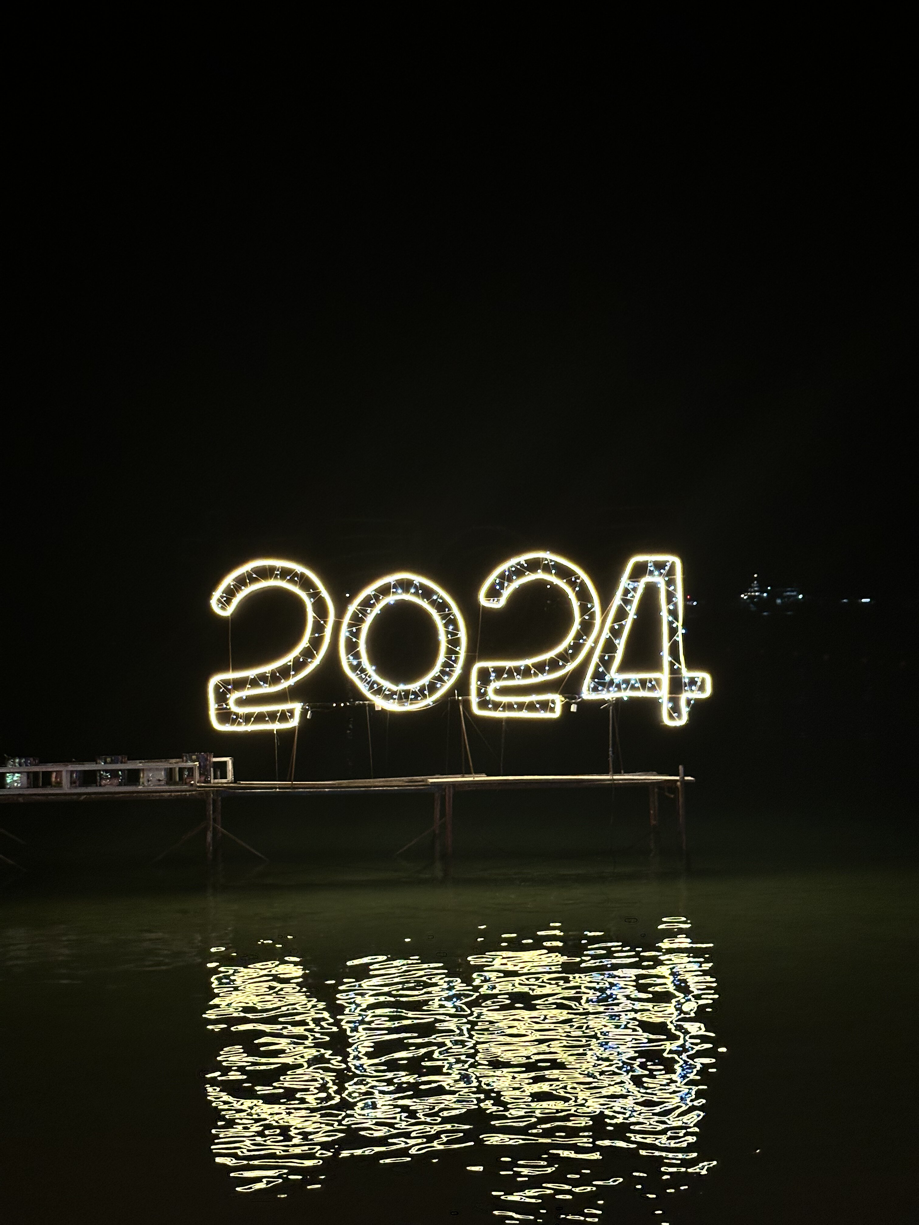 New Year celebrations 2024 in paradise